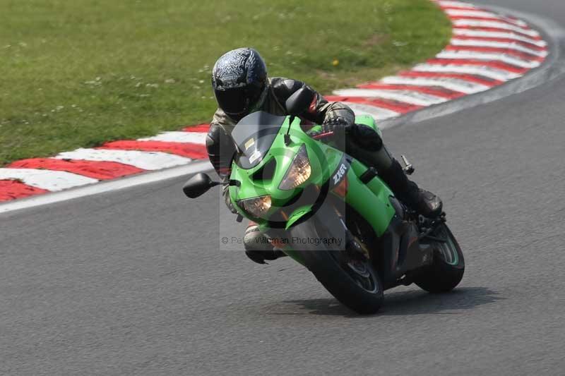 Motorcycle action photographs;Trackday digital images;brands;brands hatch photographs;event digital images;eventdigitalimages;motor racing london;no limits trackday;peter wileman photography;trackday;trackday photos