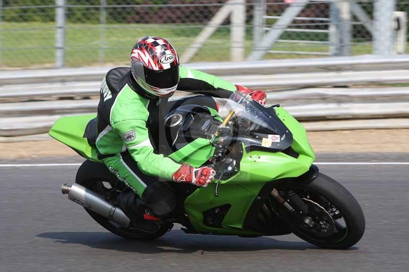 Motorcycle action photographs;Trackday digital images;brands;brands hatch photographs;event digital images;eventdigitalimages;motor racing london;no limits trackday;peter wileman photography;trackday;trackday photos
