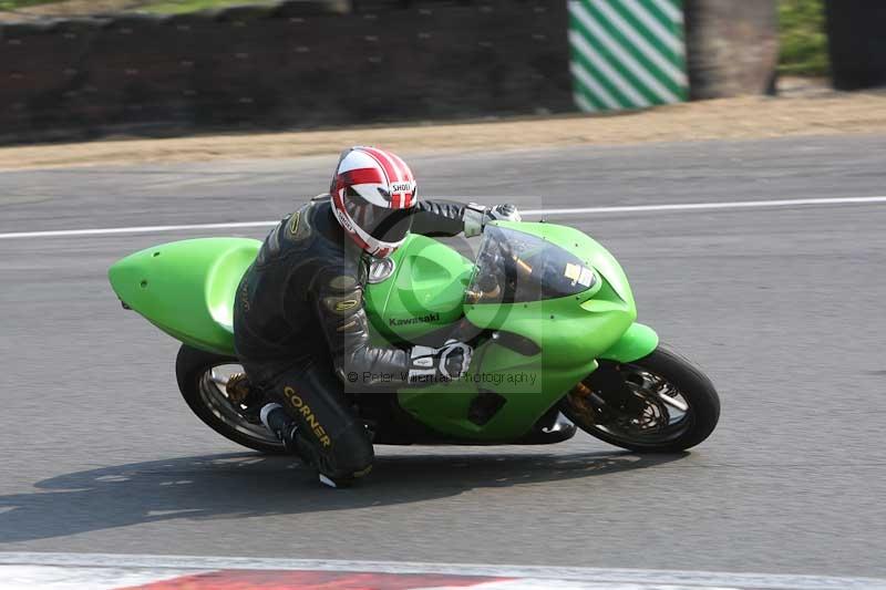 Motorcycle action photographs;Trackday digital images;brands;brands hatch photographs;event digital images;eventdigitalimages;motor racing london;no limits trackday;peter wileman photography;trackday;trackday photos