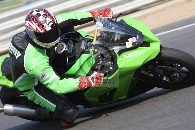 Motorcycle action photographs;Trackday digital images;brands;brands hatch photographs;event digital images;eventdigitalimages;motor racing london;no limits trackday;peter wileman photography;trackday;trackday photos
