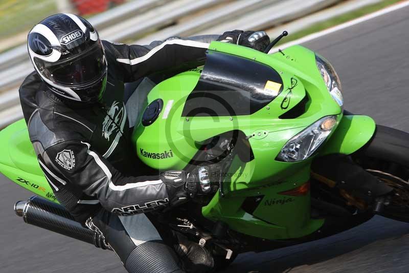 Motorcycle action photographs;Trackday digital images;brands;brands hatch photographs;event digital images;eventdigitalimages;motor racing london;no limits trackday;peter wileman photography;trackday;trackday photos