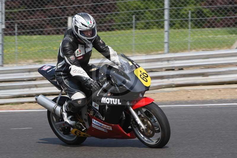 Motorcycle action photographs;Trackday digital images;brands;brands hatch photographs;event digital images;eventdigitalimages;motor racing london;no limits trackday;peter wileman photography;trackday;trackday photos