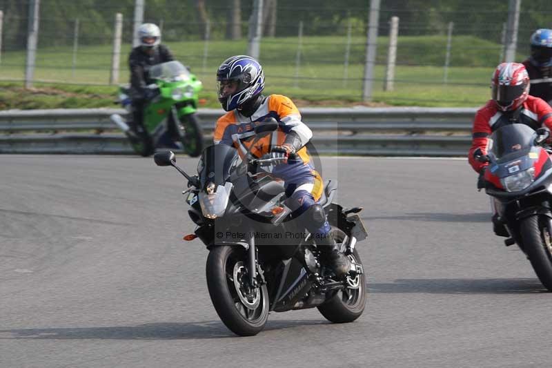 Motorcycle action photographs;Trackday digital images;brands;brands hatch photographs;event digital images;eventdigitalimages;motor racing london;no limits trackday;peter wileman photography;trackday;trackday photos