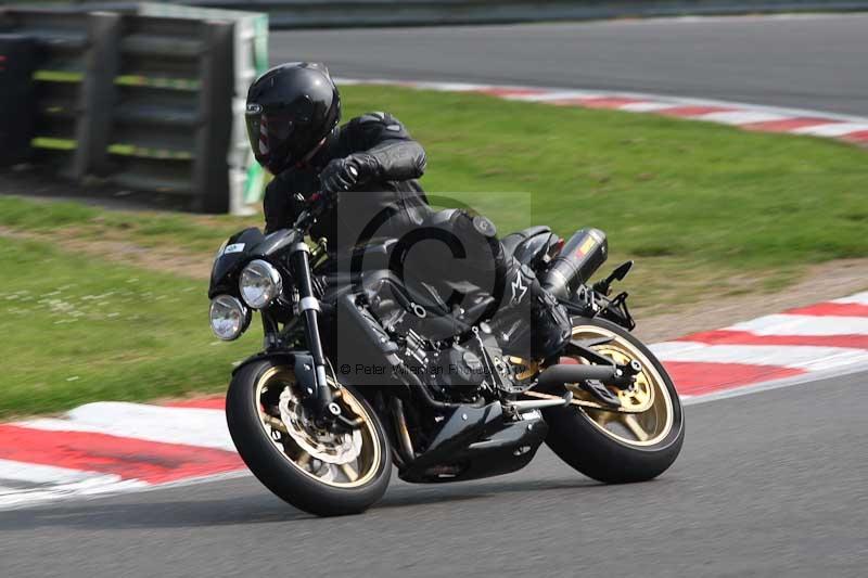 Motorcycle action photographs;Trackday digital images;brands;brands hatch photographs;event digital images;eventdigitalimages;motor racing london;no limits trackday;peter wileman photography;trackday;trackday photos