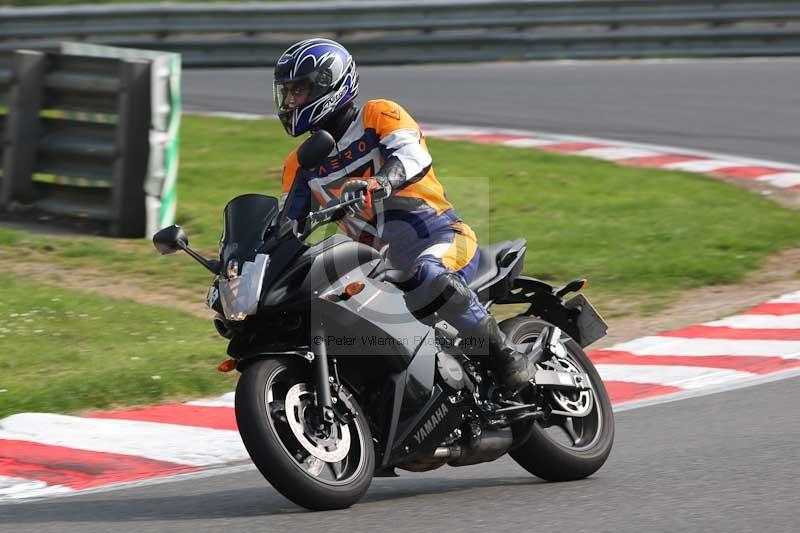 Motorcycle action photographs;Trackday digital images;brands;brands hatch photographs;event digital images;eventdigitalimages;motor racing london;no limits trackday;peter wileman photography;trackday;trackday photos