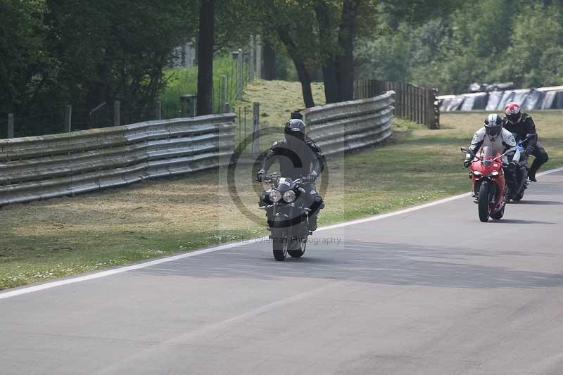Motorcycle action photographs;Trackday digital images;brands;brands hatch photographs;event digital images;eventdigitalimages;motor racing london;no limits trackday;peter wileman photography;trackday;trackday photos