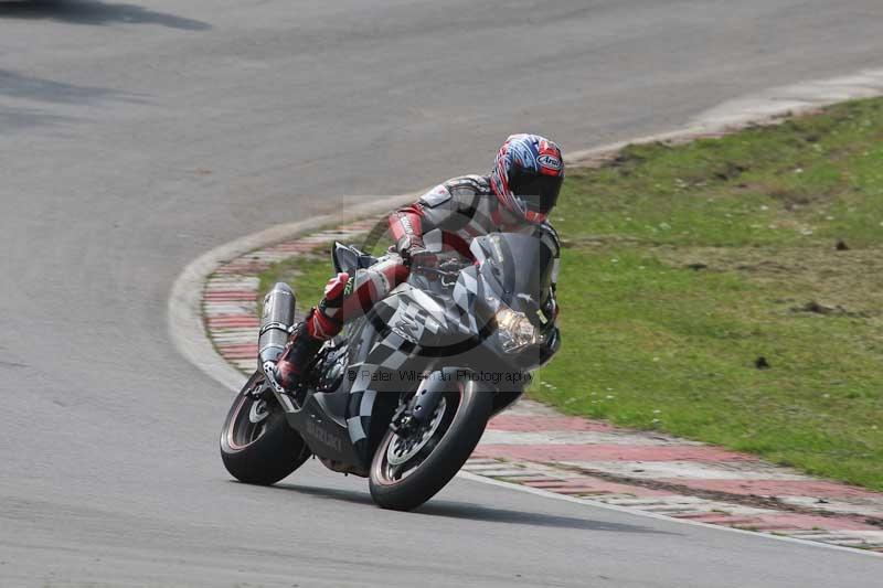 Motorcycle action photographs;Trackday digital images;brands;brands hatch photographs;event digital images;eventdigitalimages;motor racing london;no limits trackday;peter wileman photography;trackday;trackday photos