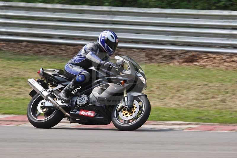 Motorcycle action photographs;Trackday digital images;brands;brands hatch photographs;event digital images;eventdigitalimages;motor racing london;no limits trackday;peter wileman photography;trackday;trackday photos