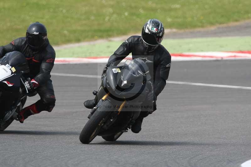 Motorcycle action photographs;Trackday digital images;brands;brands hatch photographs;event digital images;eventdigitalimages;motor racing london;no limits trackday;peter wileman photography;trackday;trackday photos