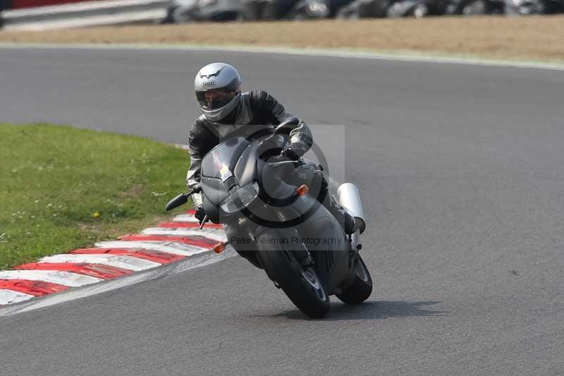 Motorcycle action photographs;Trackday digital images;brands;brands hatch photographs;event digital images;eventdigitalimages;motor racing london;no limits trackday;peter wileman photography;trackday;trackday photos