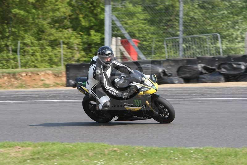 Motorcycle action photographs;Trackday digital images;brands;brands hatch photographs;event digital images;eventdigitalimages;motor racing london;no limits trackday;peter wileman photography;trackday;trackday photos