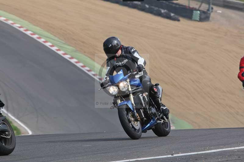 Motorcycle action photographs;Trackday digital images;brands;brands hatch photographs;event digital images;eventdigitalimages;motor racing london;no limits trackday;peter wileman photography;trackday;trackday photos