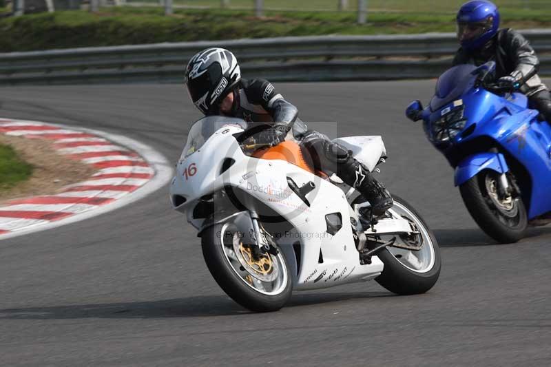 Motorcycle action photographs;Trackday digital images;brands;brands hatch photographs;event digital images;eventdigitalimages;motor racing london;no limits trackday;peter wileman photography;trackday;trackday photos