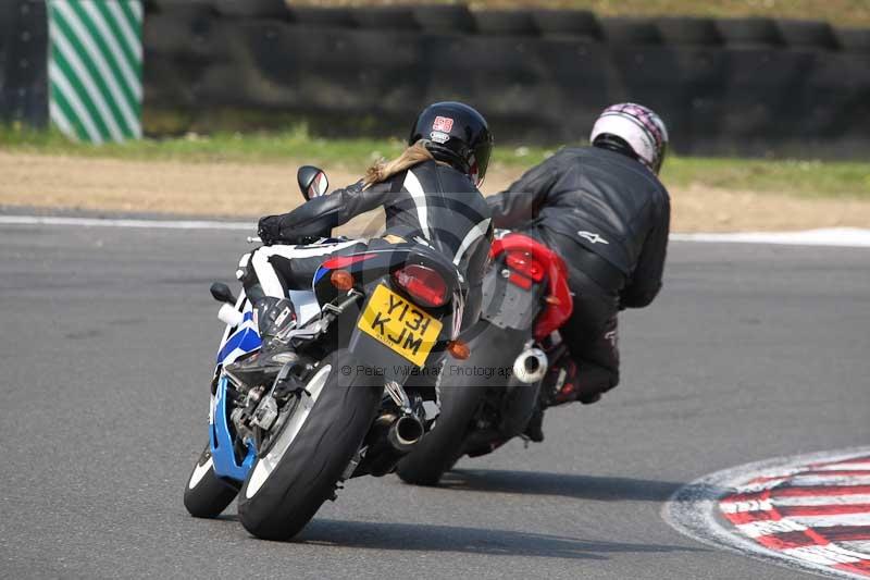 Motorcycle action photographs;Trackday digital images;brands;brands hatch photographs;event digital images;eventdigitalimages;motor racing london;no limits trackday;peter wileman photography;trackday;trackday photos
