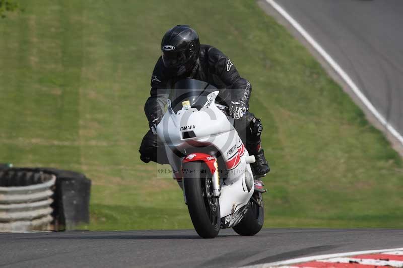 Motorcycle action photographs;Trackday digital images;brands;brands hatch photographs;event digital images;eventdigitalimages;motor racing london;no limits trackday;peter wileman photography;trackday;trackday photos