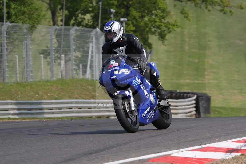 Motorcycle action photographs;Trackday digital images;brands;brands hatch photographs;event digital images;eventdigitalimages;motor racing london;no limits trackday;peter wileman photography;trackday;trackday photos