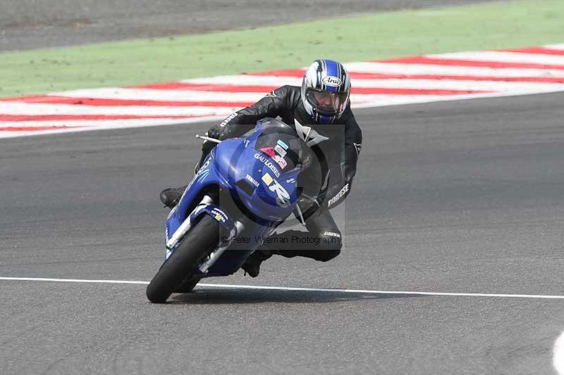 Motorcycle action photographs;Trackday digital images;brands;brands hatch photographs;event digital images;eventdigitalimages;motor racing london;no limits trackday;peter wileman photography;trackday;trackday photos