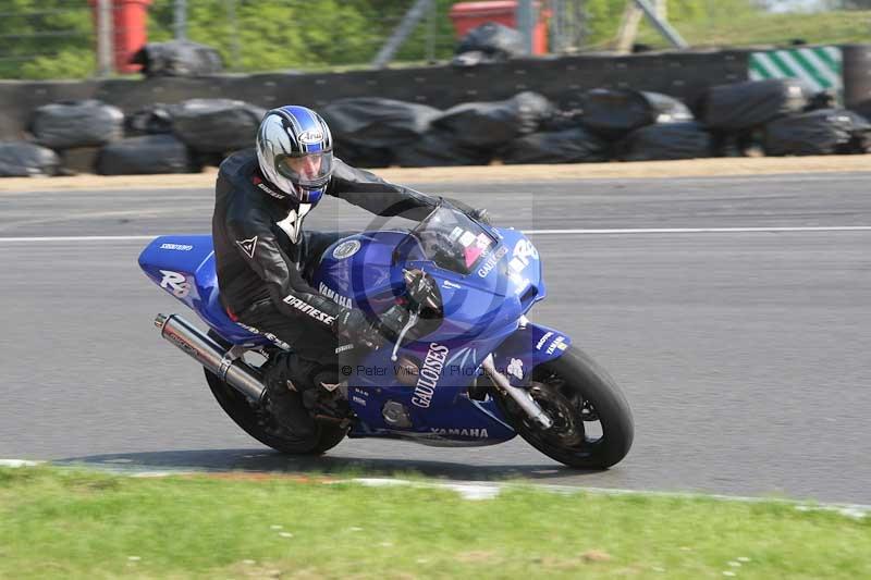 Motorcycle action photographs;Trackday digital images;brands;brands hatch photographs;event digital images;eventdigitalimages;motor racing london;no limits trackday;peter wileman photography;trackday;trackday photos