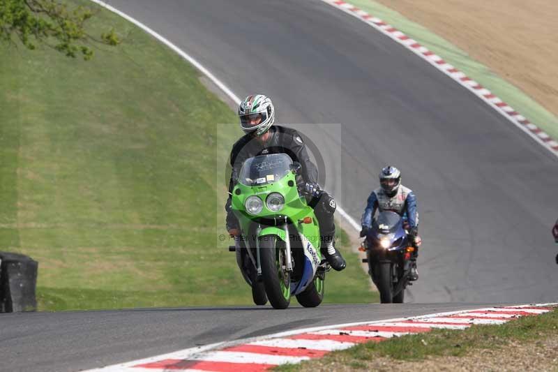 Motorcycle action photographs;Trackday digital images;brands;brands hatch photographs;event digital images;eventdigitalimages;motor racing london;no limits trackday;peter wileman photography;trackday;trackday photos
