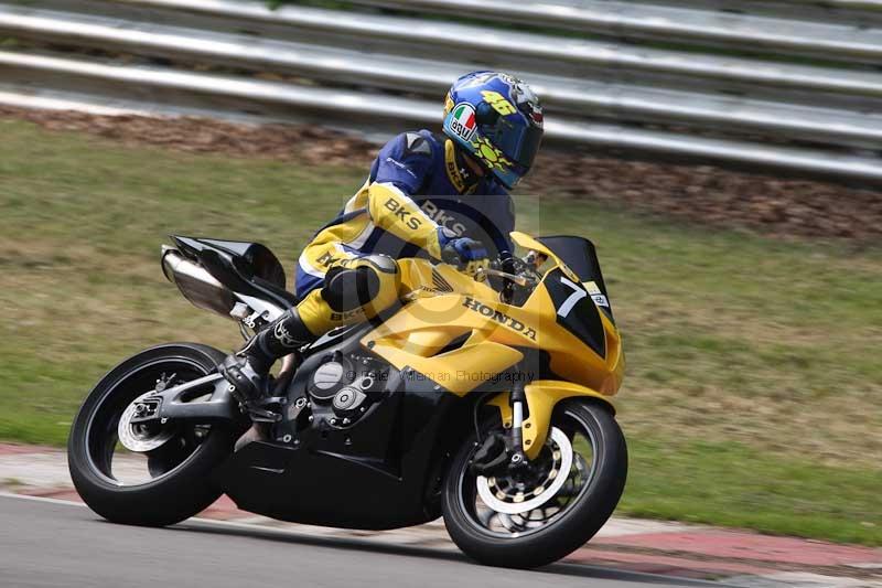 Motorcycle action photographs;Trackday digital images;brands;brands hatch photographs;event digital images;eventdigitalimages;motor racing london;no limits trackday;peter wileman photography;trackday;trackday photos