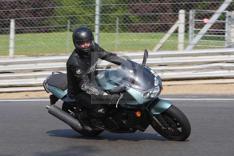 Motorcycle action photographs;Trackday digital images;brands;brands hatch photographs;event digital images;eventdigitalimages;motor racing london;no limits trackday;peter wileman photography;trackday;trackday photos