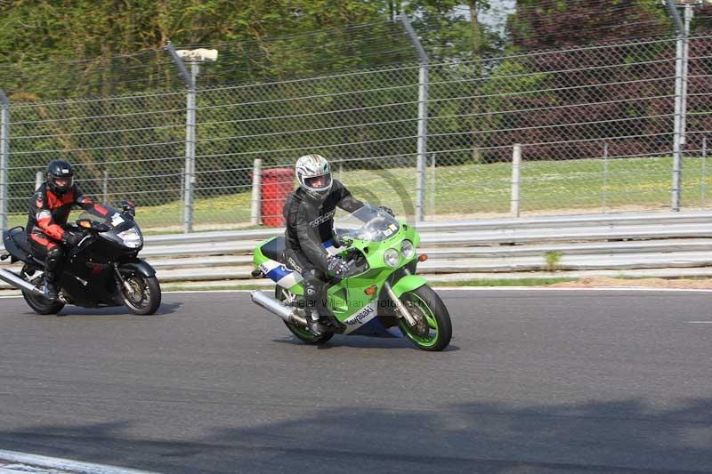 Motorcycle action photographs;Trackday digital images;brands;brands hatch photographs;event digital images;eventdigitalimages;motor racing london;no limits trackday;peter wileman photography;trackday;trackday photos