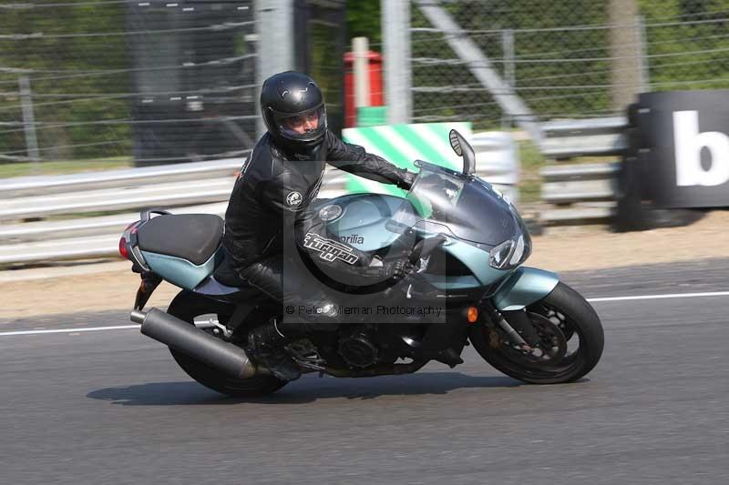 Motorcycle action photographs;Trackday digital images;brands;brands hatch photographs;event digital images;eventdigitalimages;motor racing london;no limits trackday;peter wileman photography;trackday;trackday photos