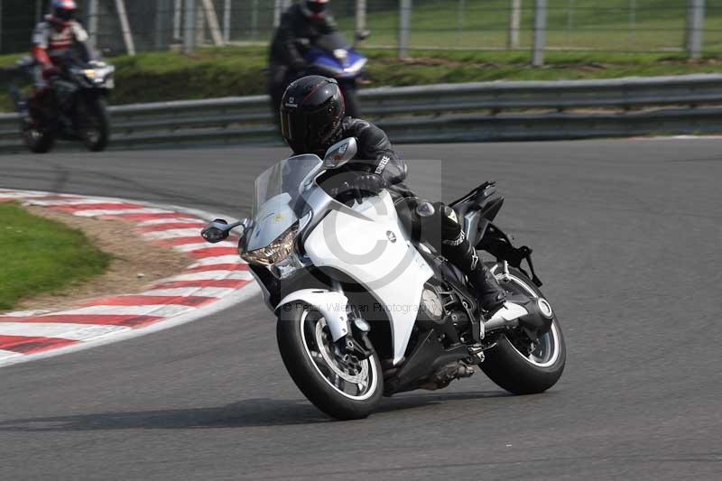 Motorcycle action photographs;Trackday digital images;brands;brands hatch photographs;event digital images;eventdigitalimages;motor racing london;no limits trackday;peter wileman photography;trackday;trackday photos