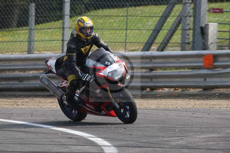 Motorcycle action photographs;Trackday digital images;brands;brands hatch photographs;event digital images;eventdigitalimages;motor racing london;no limits trackday;peter wileman photography;trackday;trackday photos