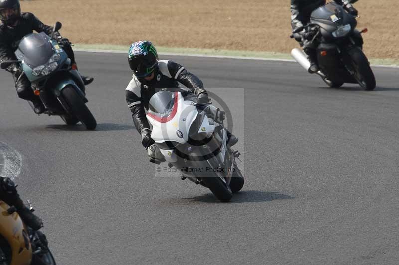 Motorcycle action photographs;Trackday digital images;brands;brands hatch photographs;event digital images;eventdigitalimages;motor racing london;no limits trackday;peter wileman photography;trackday;trackday photos