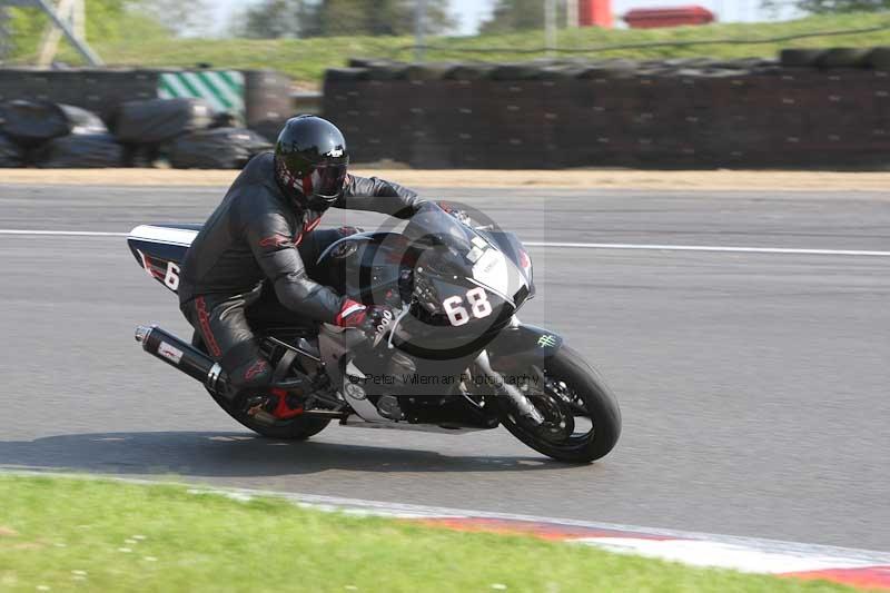 Motorcycle action photographs;Trackday digital images;brands;brands hatch photographs;event digital images;eventdigitalimages;motor racing london;no limits trackday;peter wileman photography;trackday;trackday photos