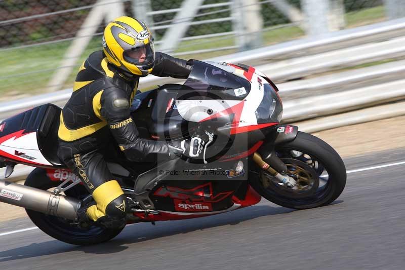 Motorcycle action photographs;Trackday digital images;brands;brands hatch photographs;event digital images;eventdigitalimages;motor racing london;no limits trackday;peter wileman photography;trackday;trackday photos