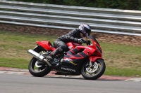 Motorcycle-action-photographs;Trackday-digital-images;brands;brands-hatch-photographs;event-digital-images;eventdigitalimages;motor-racing-london;no-limits-trackday;peter-wileman-photography;trackday;trackday-photos