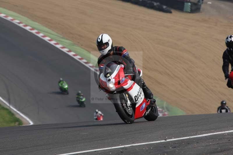 Motorcycle action photographs;Trackday digital images;brands;brands hatch photographs;event digital images;eventdigitalimages;motor racing london;no limits trackday;peter wileman photography;trackday;trackday photos