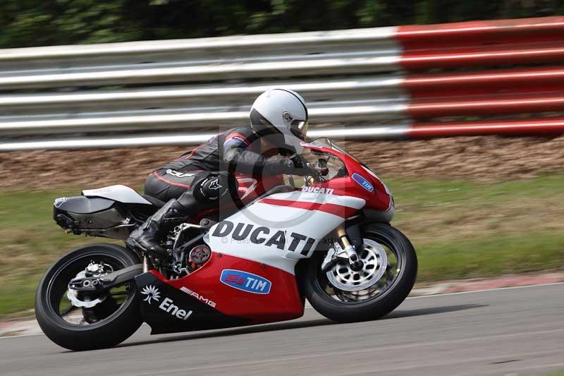 Motorcycle action photographs;Trackday digital images;brands;brands hatch photographs;event digital images;eventdigitalimages;motor racing london;no limits trackday;peter wileman photography;trackday;trackday photos