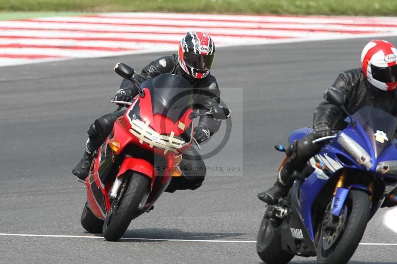 Motorcycle action photographs;Trackday digital images;brands;brands hatch photographs;event digital images;eventdigitalimages;motor racing london;no limits trackday;peter wileman photography;trackday;trackday photos