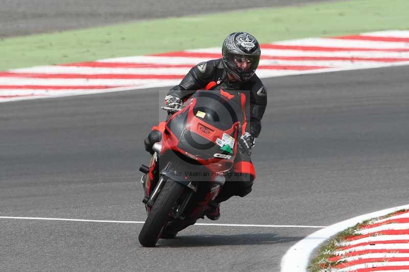 Motorcycle action photographs;Trackday digital images;brands;brands hatch photographs;event digital images;eventdigitalimages;motor racing london;no limits trackday;peter wileman photography;trackday;trackday photos