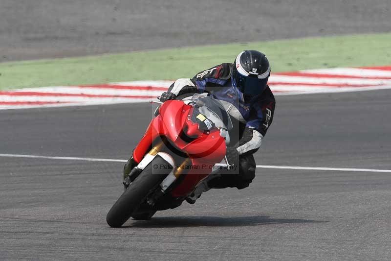 Motorcycle action photographs;Trackday digital images;brands;brands hatch photographs;event digital images;eventdigitalimages;motor racing london;no limits trackday;peter wileman photography;trackday;trackday photos