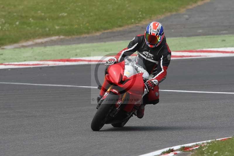 Motorcycle action photographs;Trackday digital images;brands;brands hatch photographs;event digital images;eventdigitalimages;motor racing london;no limits trackday;peter wileman photography;trackday;trackday photos