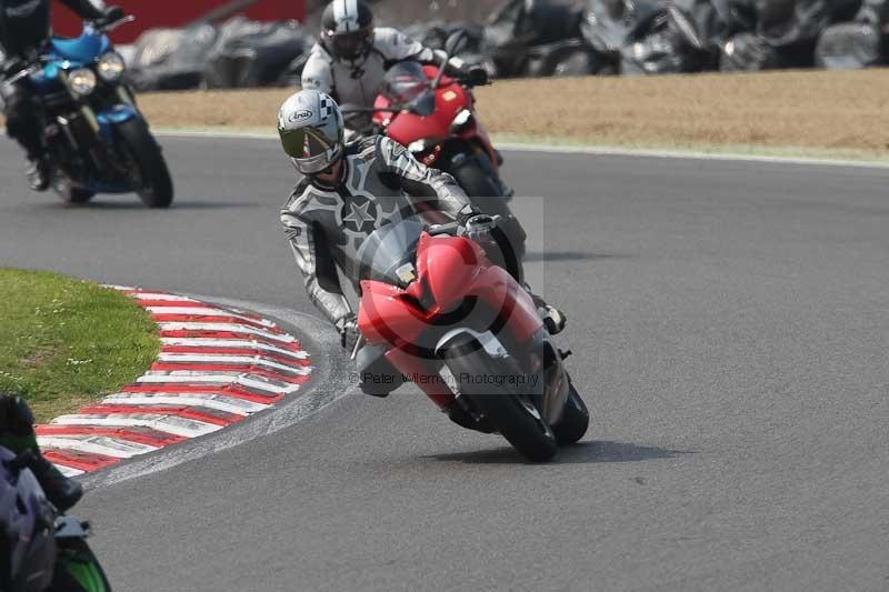 Motorcycle action photographs;Trackday digital images;brands;brands hatch photographs;event digital images;eventdigitalimages;motor racing london;no limits trackday;peter wileman photography;trackday;trackday photos