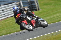 enduro-digital-images;event-digital-images;eventdigitalimages;no-limits-trackdays;oulton-no-limits-trackday;oulton-park-cheshire;oulton-trackday-photographs;peter-wileman-photography;racing-digital-images;trackday-digital-images;trackday-photos