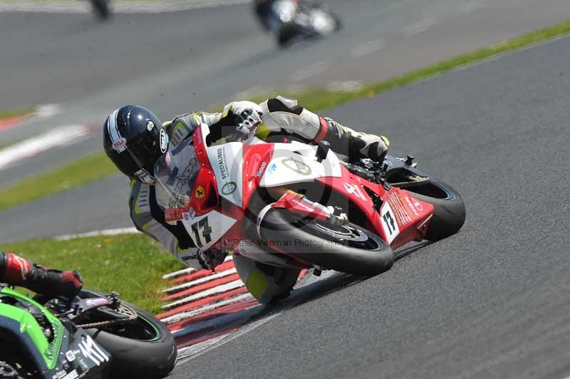 enduro digital images;event digital images;eventdigitalimages;no limits trackdays;oulton no limits trackday;oulton park cheshire;oulton trackday photographs;peter wileman photography;racing digital images;trackday digital images;trackday photos