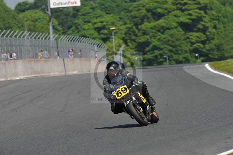 enduro digital images;event digital images;eventdigitalimages;no limits trackdays;oulton no limits trackday;oulton park cheshire;oulton trackday photographs;peter wileman photography;racing digital images;trackday digital images;trackday photos