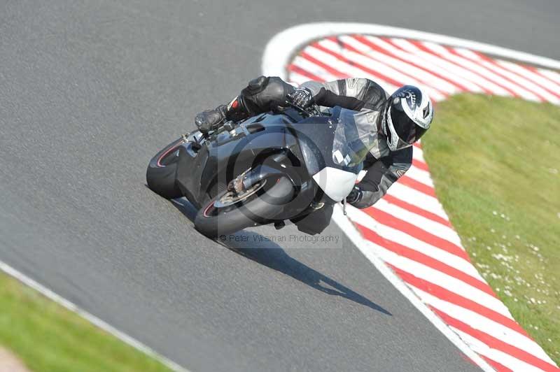 enduro digital images;event digital images;eventdigitalimages;no limits trackdays;oulton no limits trackday;oulton park cheshire;oulton trackday photographs;peter wileman photography;racing digital images;trackday digital images;trackday photos
