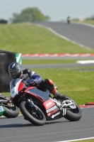 enduro-digital-images;event-digital-images;eventdigitalimages;no-limits-trackdays;oulton-no-limits-trackday;oulton-park-cheshire;oulton-trackday-photographs;peter-wileman-photography;racing-digital-images;trackday-digital-images;trackday-photos