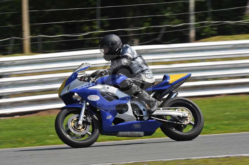 enduro digital images;event digital images;eventdigitalimages;no limits trackdays;oulton no limits trackday;oulton park cheshire;oulton trackday photographs;peter wileman photography;racing digital images;trackday digital images;trackday photos
