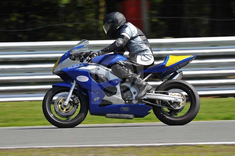enduro digital images;event digital images;eventdigitalimages;no limits trackdays;oulton no limits trackday;oulton park cheshire;oulton trackday photographs;peter wileman photography;racing digital images;trackday digital images;trackday photos