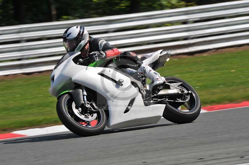 enduro digital images;event digital images;eventdigitalimages;no limits trackdays;oulton no limits trackday;oulton park cheshire;oulton trackday photographs;peter wileman photography;racing digital images;trackday digital images;trackday photos