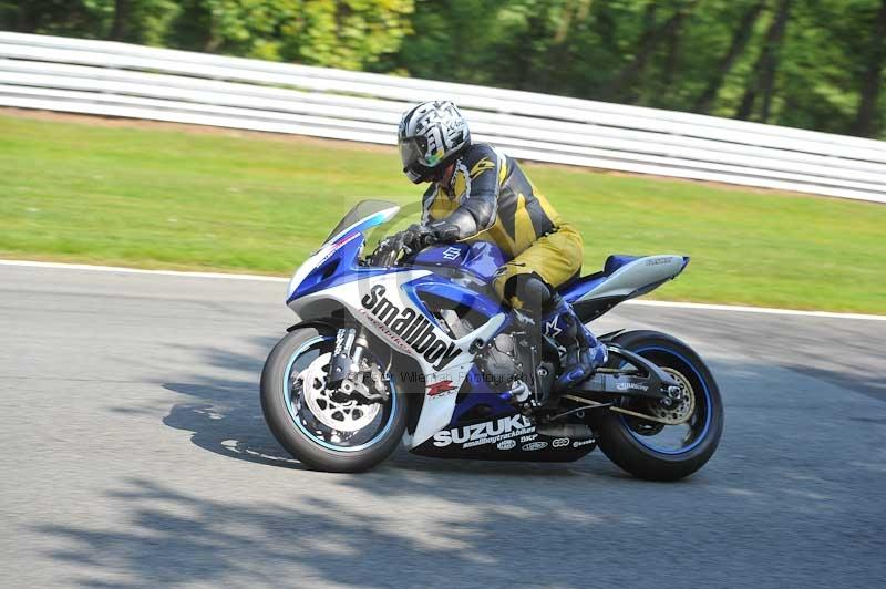enduro digital images;event digital images;eventdigitalimages;no limits trackdays;oulton no limits trackday;oulton park cheshire;oulton trackday photographs;peter wileman photography;racing digital images;trackday digital images;trackday photos