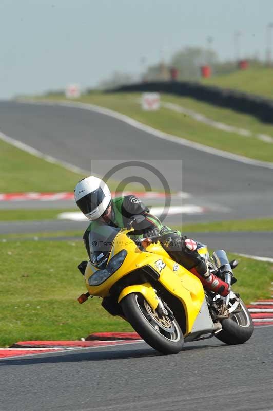 enduro digital images;event digital images;eventdigitalimages;no limits trackdays;oulton no limits trackday;oulton park cheshire;oulton trackday photographs;peter wileman photography;racing digital images;trackday digital images;trackday photos